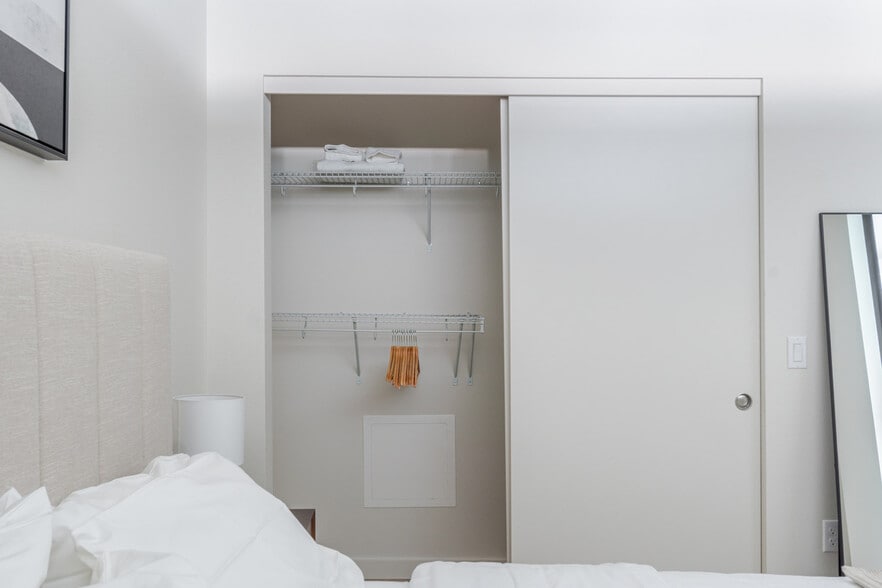 Building Photo - 1955 129th Ave NE