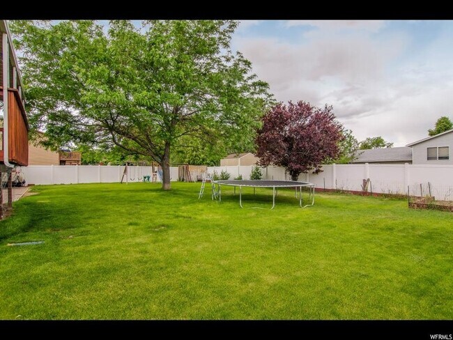Building Photo - 3916 W 7965 S