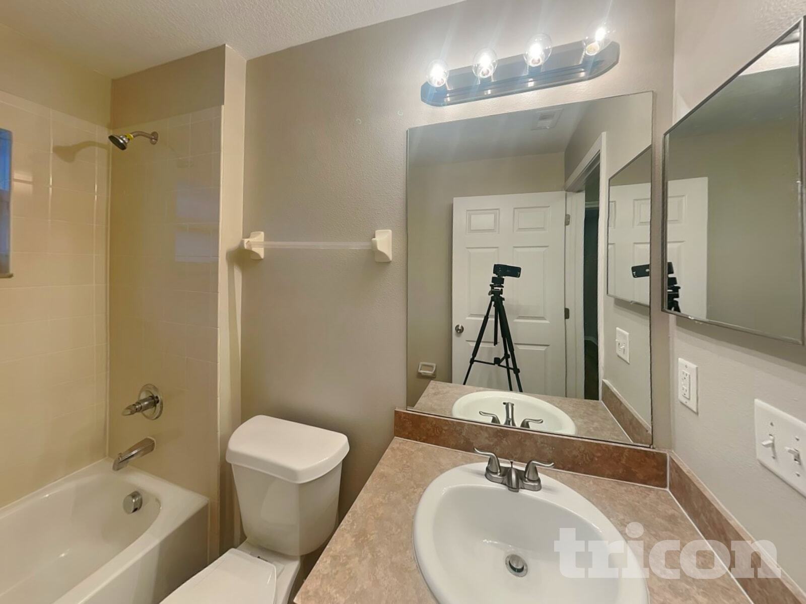 Building Photo - 15542 Florida Breeze Loop