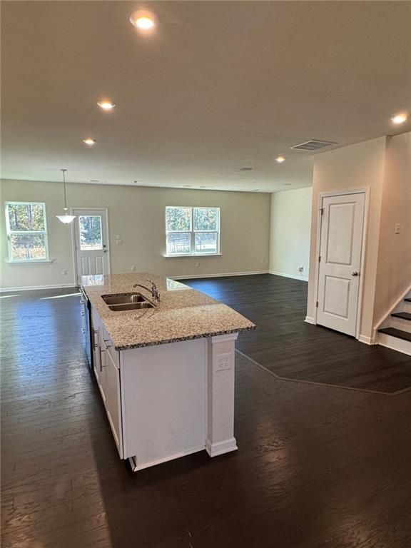 Building Photo - 136 Paulownia Cir
