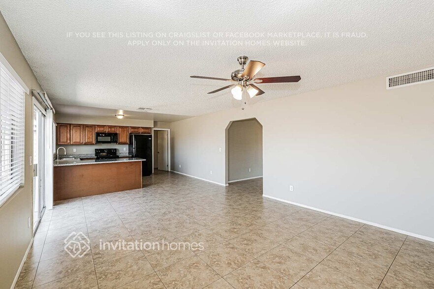 Building Photo - 6958 W Purdue Ave