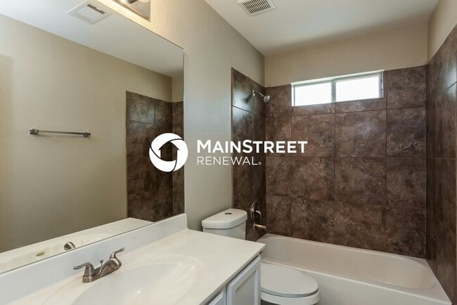 Building Photo - 3 Bedroom Pet-Friendly Home in Converse, TX with Main Street Renewal