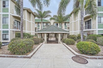 Building Photo - Charming Studio in San Diego