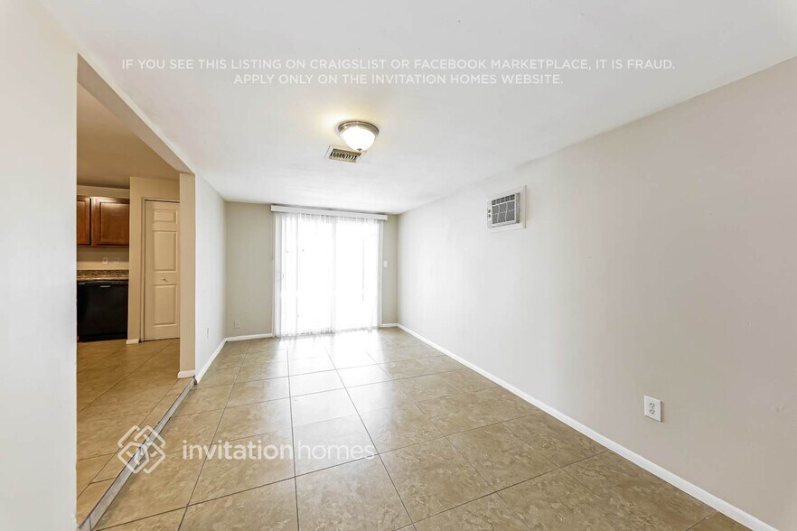 Building Photo - 13450 N 36th Pl
