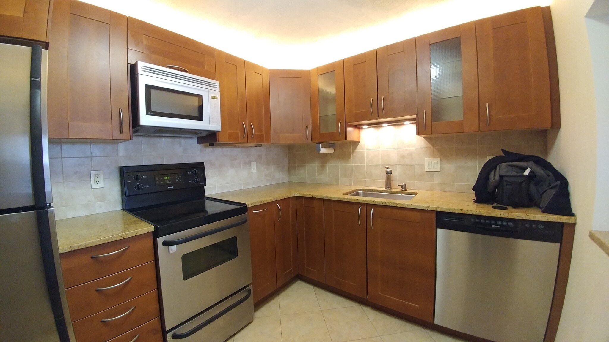 Kitchen - 50 Watertown St