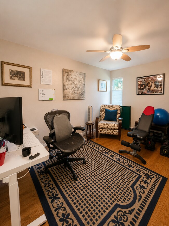Building Photo - 3900 Turnley Ave