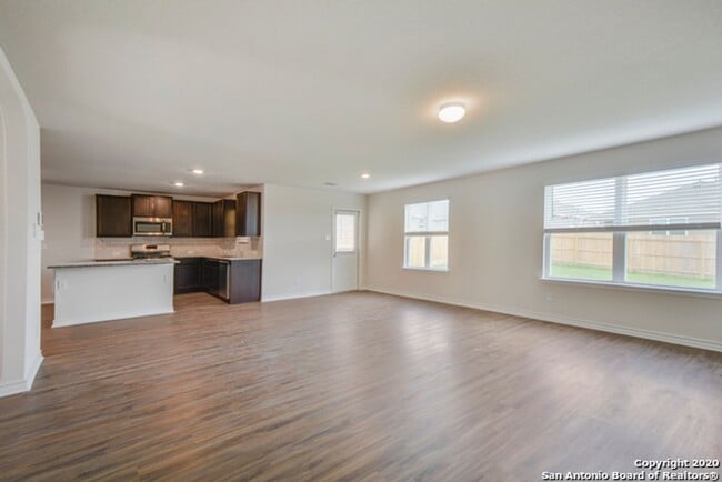 Building Photo - Gorgeous Home in the Gated Wortham Oaks Community Now Available! Realtor Commission: $600