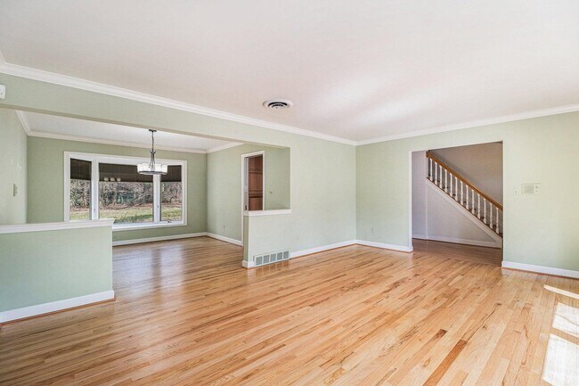 Building Photo - 6760 Orinoco Cir