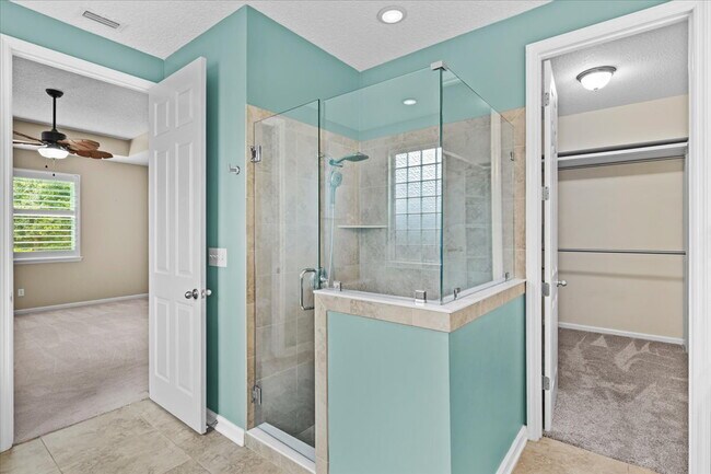 Building Photo - Executive Home For Rent!!!!