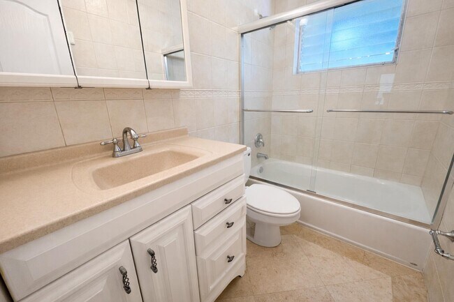 Building Photo - 655 Meridian Ave