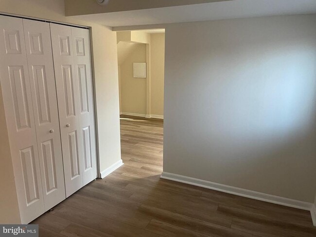 Building Photo - 1405 42nd St SE