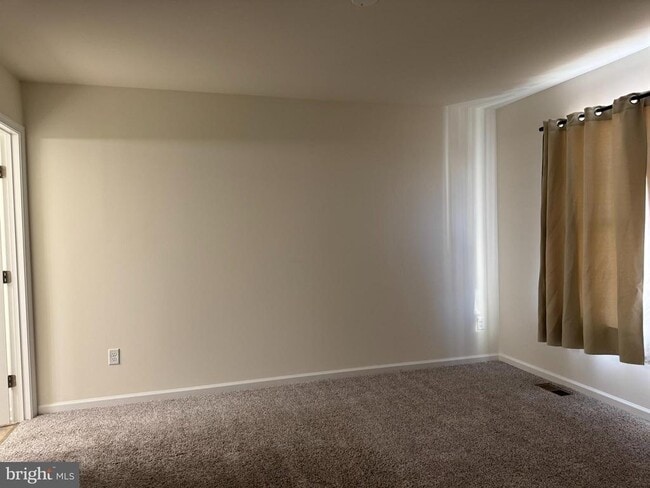 Building Photo - 267 Doylestown