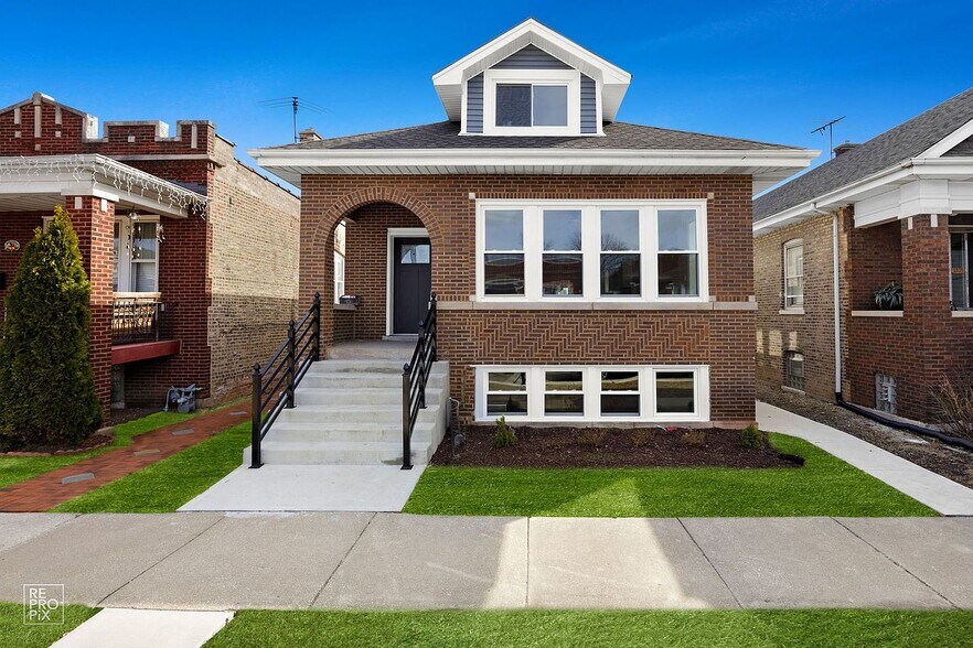 Primary Photo - 1313 S 61st Ct