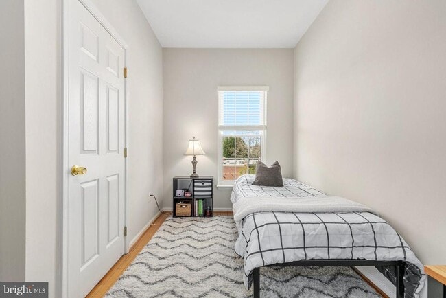 Building Photo - 709 Gaither Rd