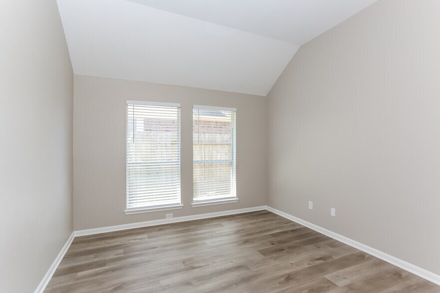 Building Photo - 13606 Caney Springs Ln