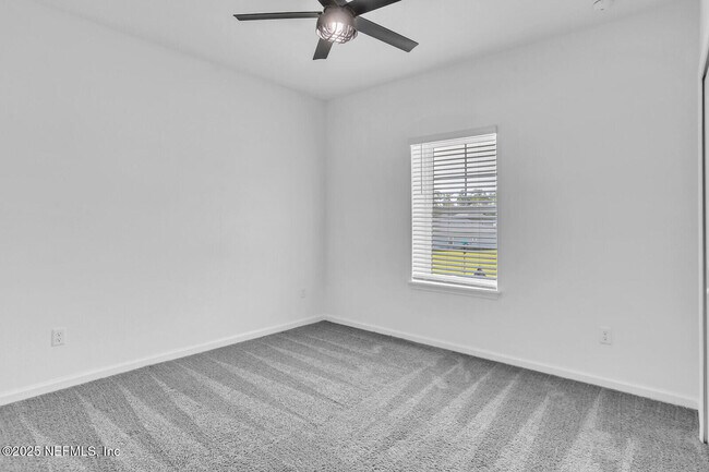 Building Photo - 128 Wineberry Ln