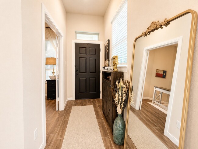 Building Photo - 7363 Lake Arrowhead Ln
