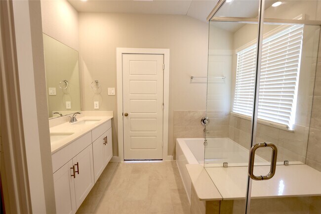 Building Photo - 1530 Waggoner Rnch Ct