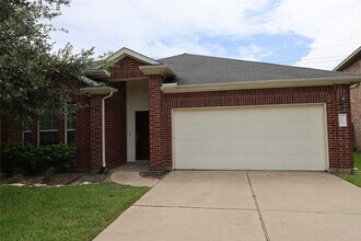 Building Photo - 24715 Hikers Bend Dr