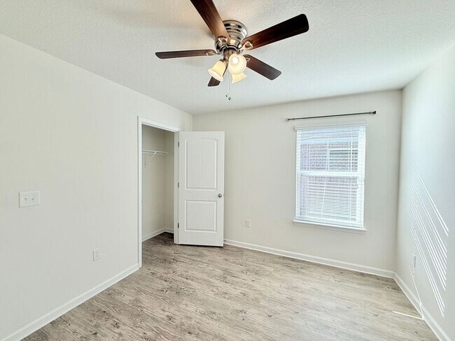 Building Photo - 3492 Quail Dr