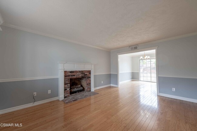 Building Photo - 5848 Lake Lindero Dr