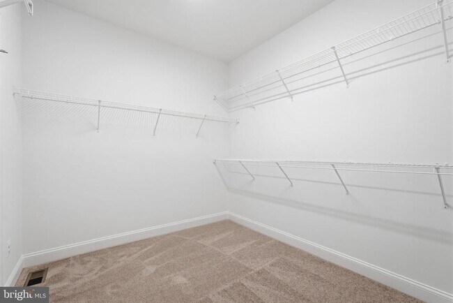 Building Photo - 112 BETONY Ct