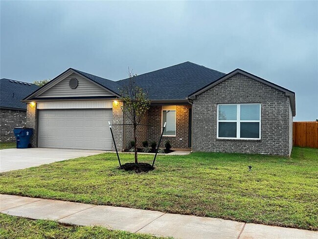 Building Photo - 620 SW 11th St