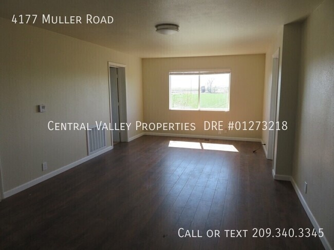 Building Photo - 4177 W Muller Rd