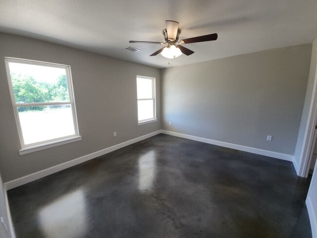 Building Photo - 1539-1539 N 2nd St