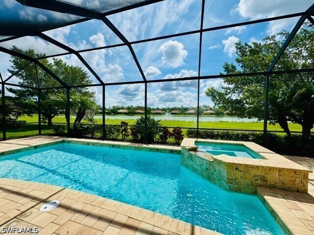Building Photo - 1414 Mockingbird Dr
