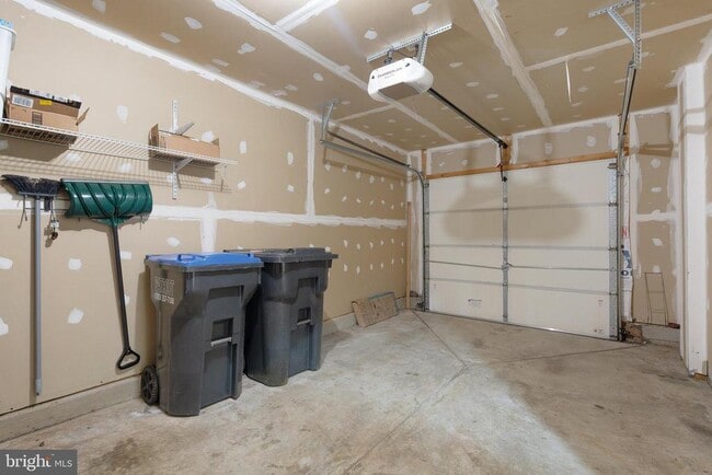 Building Photo - 5161 Sapphire Sky Ln