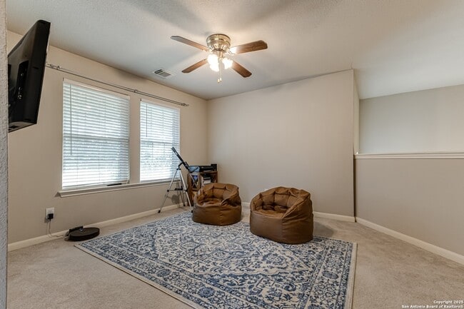Building Photo - 2026 Thicket Trail Dr