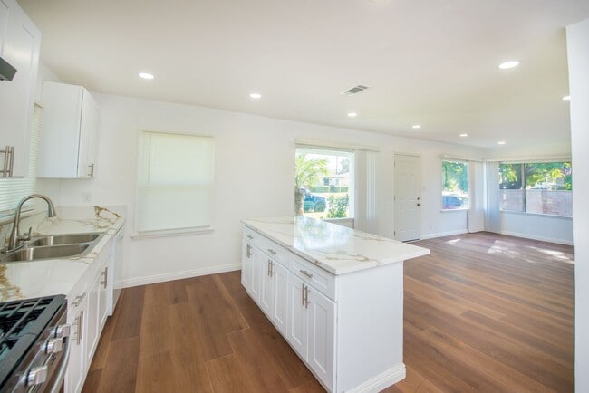 Building Photo - Remodeled Home