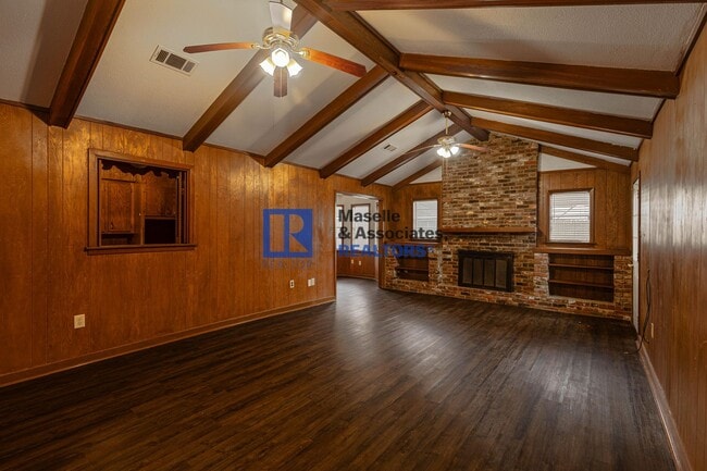 Building Photo - 3 Bed/2 Bath Home in the Heart of Pearl