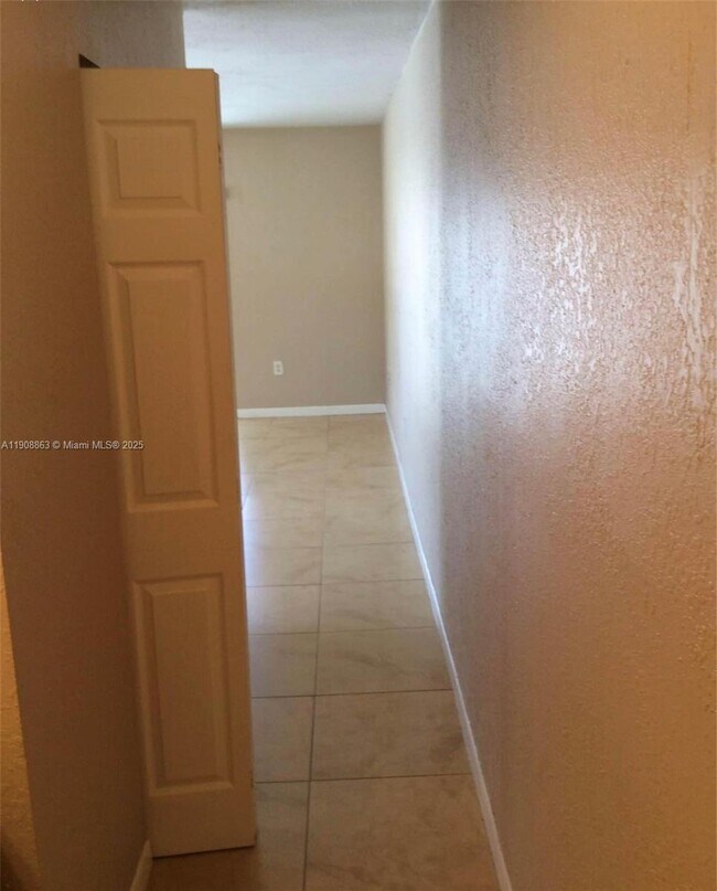 Building Photo - 14377 SW 97th Terrace