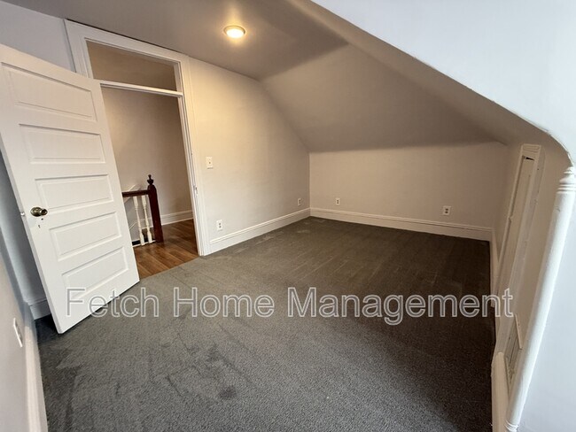 Building Photo - 125 E State St