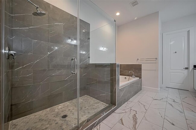 Building Photo - 9404 Glenfield Ct