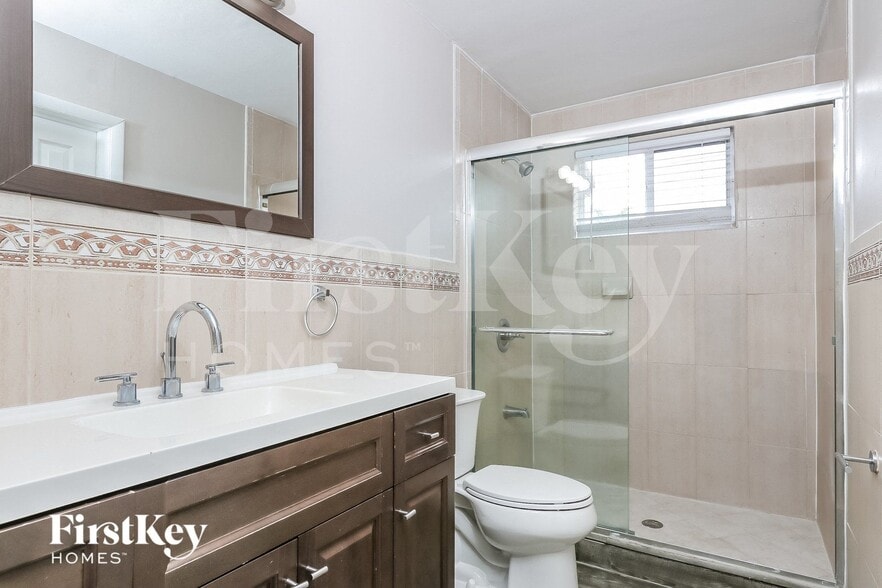 Building Photo - 7551 Buchanan St