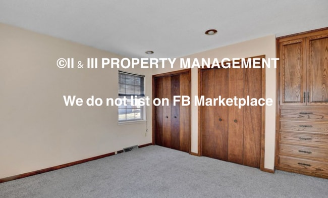 Building Photo - 11630 Oak St
