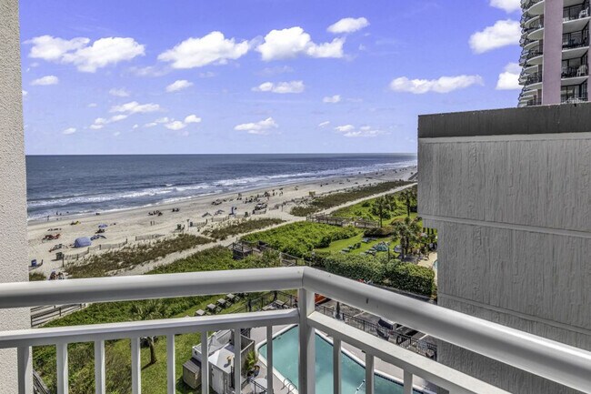 Building Photo - 2506 N Ocean Blvd