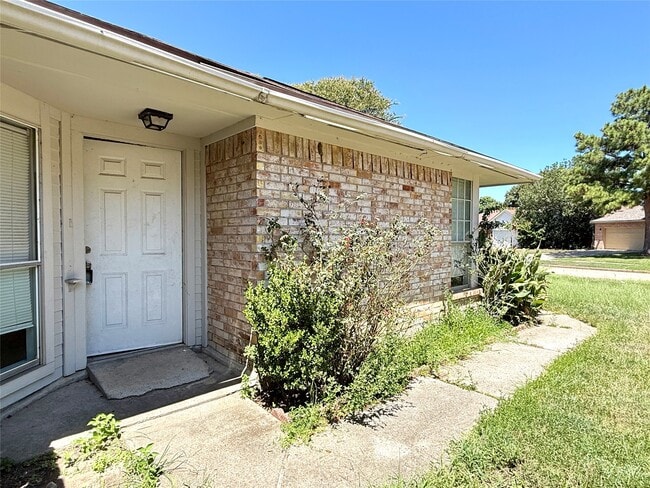 Building Photo - 12215 Westlock Dr