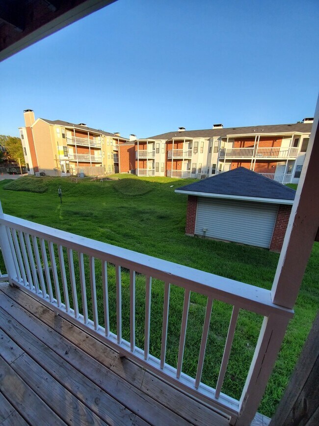 Building Photo - Bryan (Very Near to Northgate) SUBLEASE 1 Bedroom / 1 Bath  Condo near TAMU!