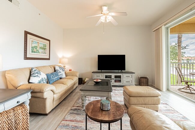 Building Photo - Fully Furnished Seasonal Condo Rental At Golf & Country Club