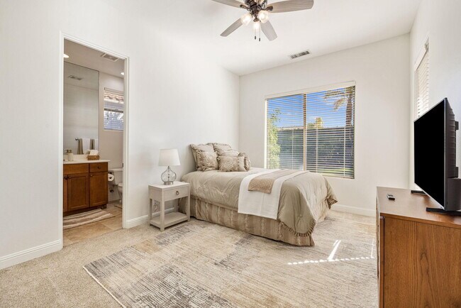 Building Photo - 49460 Rancho San Francisquito