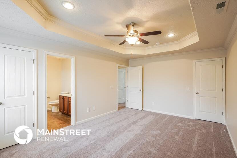 Building Photo - 2911 Painted Pony Dr