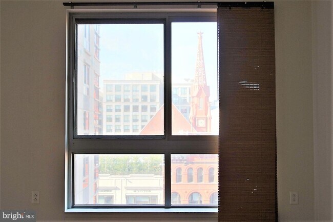 Building Photo - 777 7th St NW