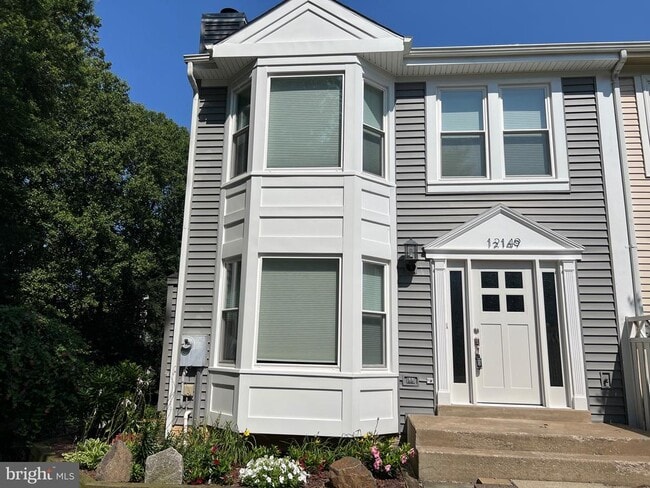 Building Photo - 12149 Salemtown Dr