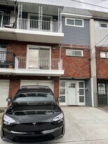 Building Photo - 29 Skyline Dr