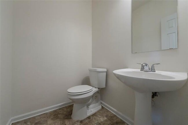 Building Photo - 6045 Capitol Knoll