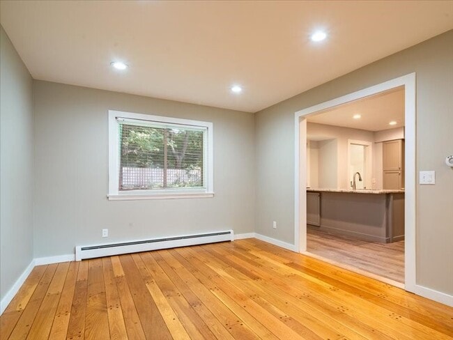 Building Photo - 7 Courtenay Cir